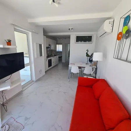 Appartamento Top Floor Penthouse With Magnificant Views